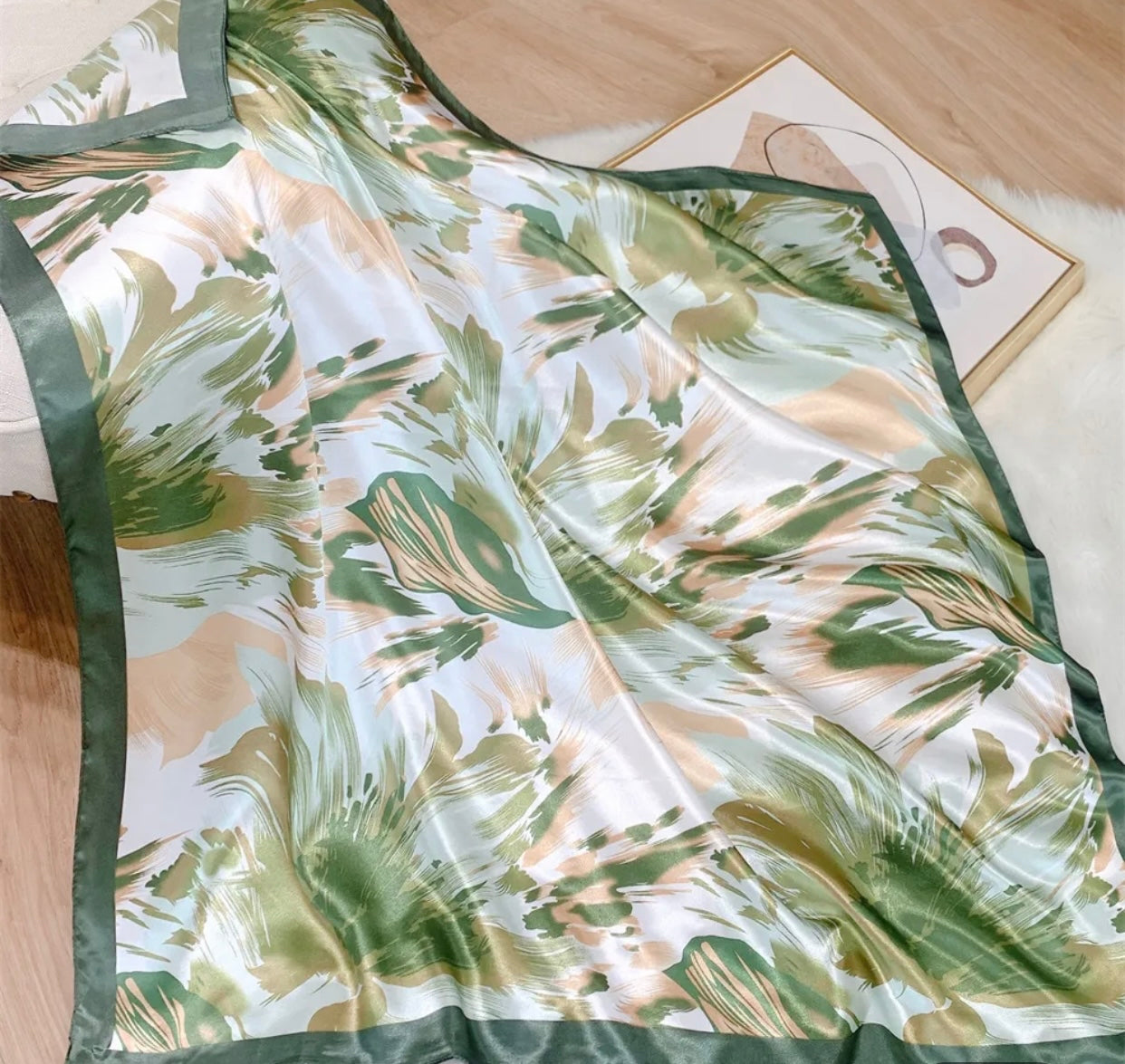 Lily Floral Graphic Satin Scarf
